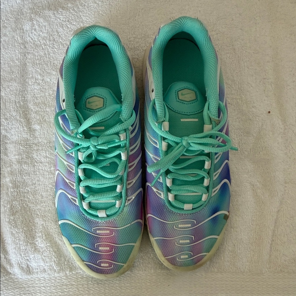 Nike Air Max Plus - Picture 3 of 6